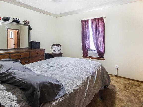 5th image of 1706 Chula Vista Dr