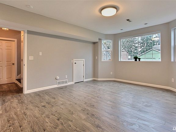 5th image of 9005 171st Street Ct E