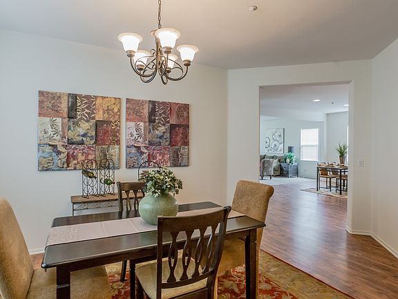 4th image of 10120 Oak Spur Way