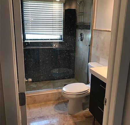 4th image of 3970 Oaks Clubhouse Dr