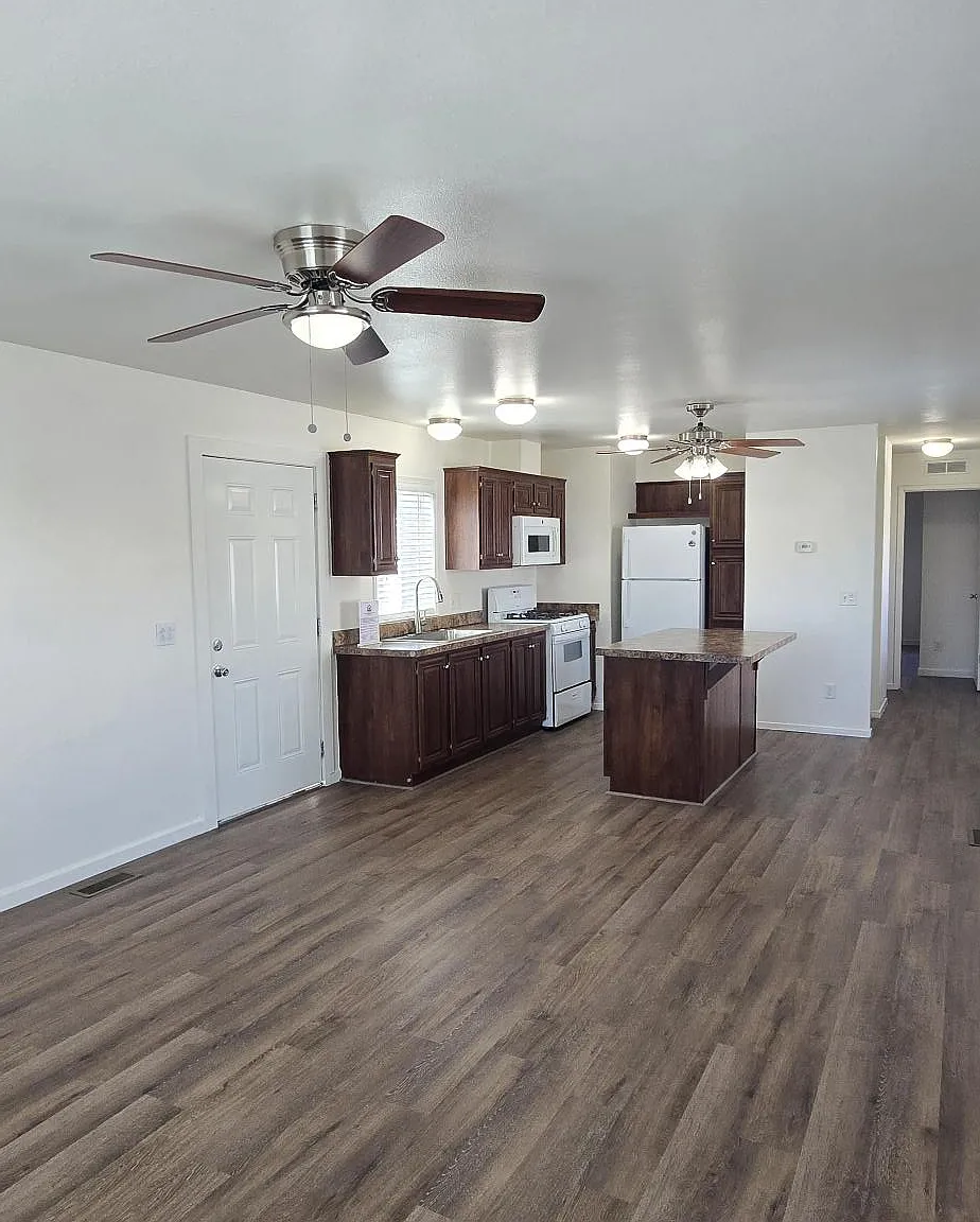 1 bed, 672 sqft, $1,550 — Photo 4