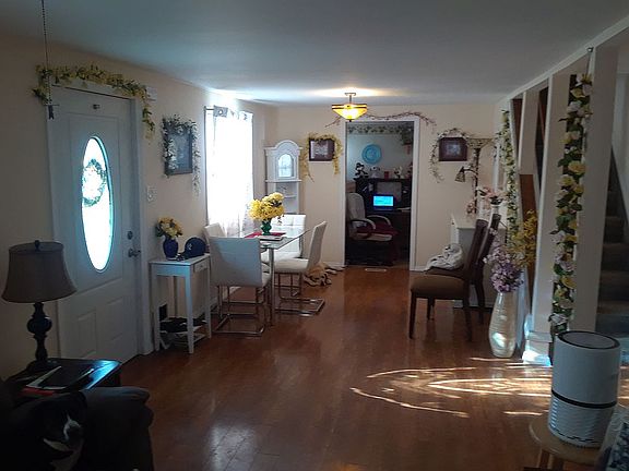 front room dining area