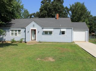 608 E National Ave, Richland, MO 65556