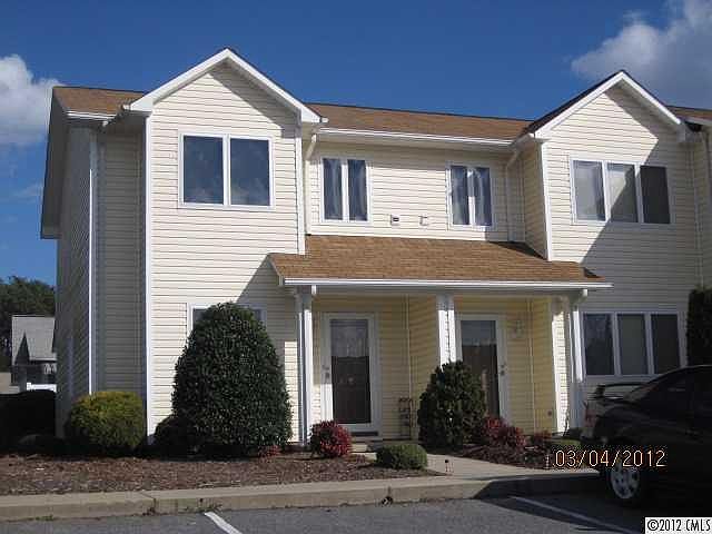 1st image of 3297 White Oak Ct #G1