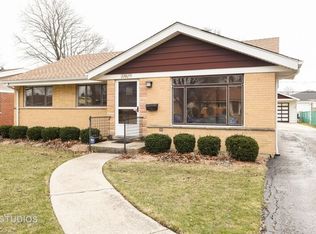 11029 Martindale Dr, Westchester, IL