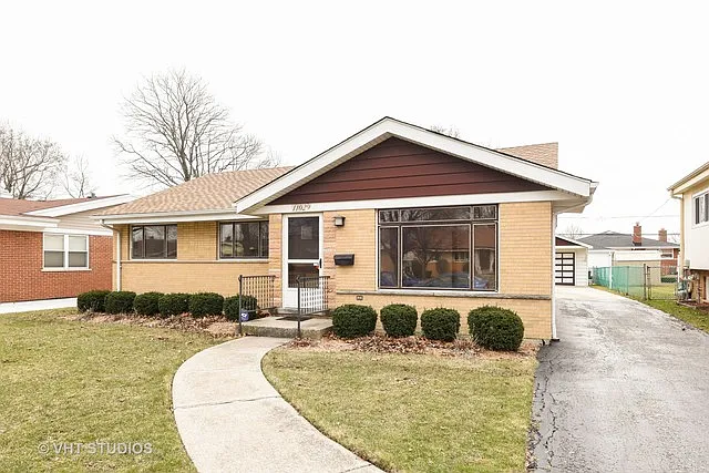 11029 Martindale Dr photo 1