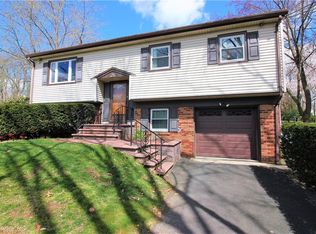 21 Frost Ave, East Brunswick, NJ 08816