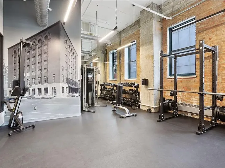 250 Park Ave #313 — Photo 13
