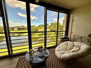 7582 NE Regency Lake Dr #301, Boca Raton, FL 33433