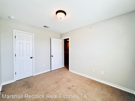 4th image of 5026 Stowers Blvd