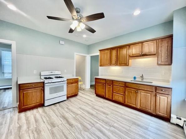 332 Hurley St #2