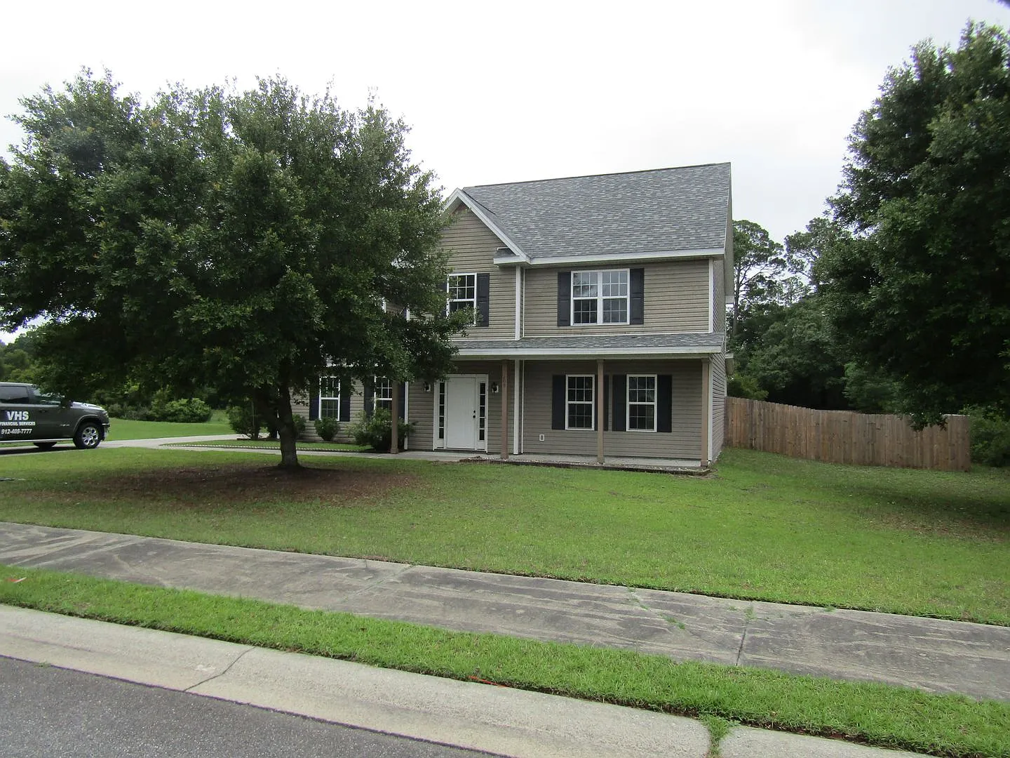 209 Ash Blvd — Photo 3