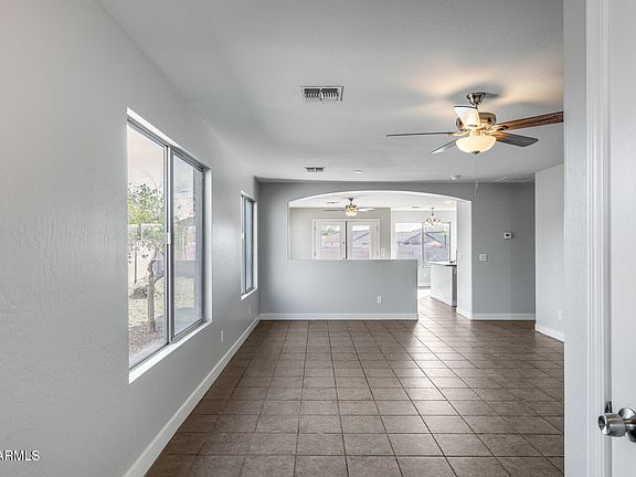 4th image of 513 S 112TH Drive