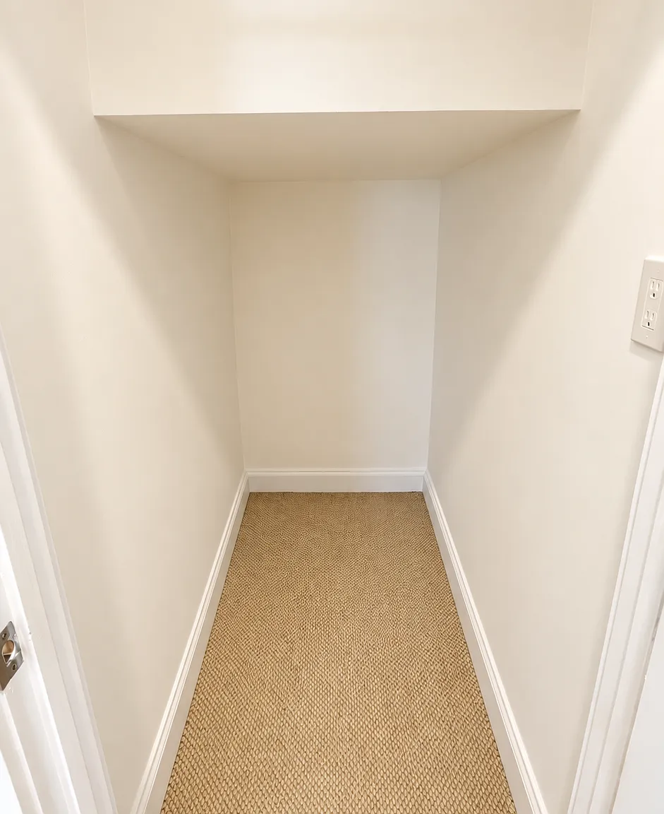 5 bed, 2907 sqft, $4,795 — Photo 4