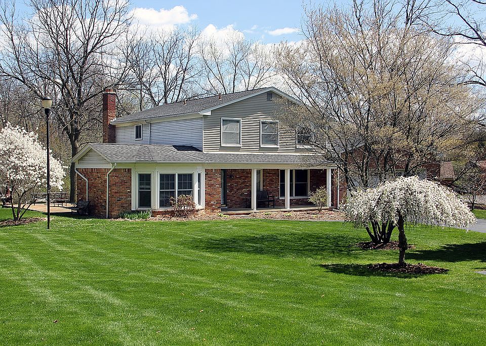 Front yard view