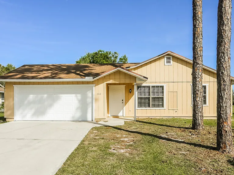 360 Melton Dr — Photo 3