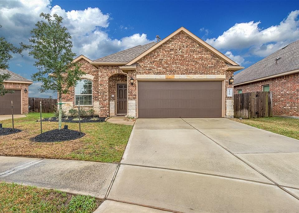 1st image of 18507 Magnolia Dell Dr