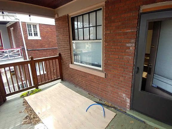 3rd image of 809 S Fred Shuttlesworth Cir