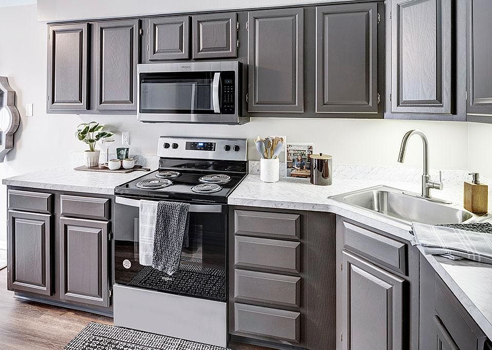 Parkhill Luxury Apartments 1310 Easthill Dr Columbus OH Zillow