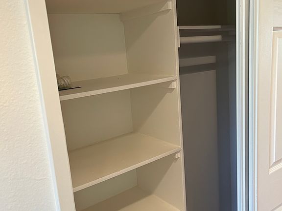 5th image of 4915 Indian Wood Rd Unit 500
