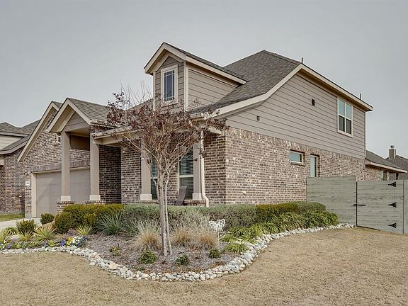 2nd image of 1800 Heron Way