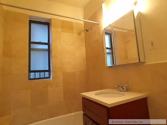 Rented by Sovereign Associates | media 25