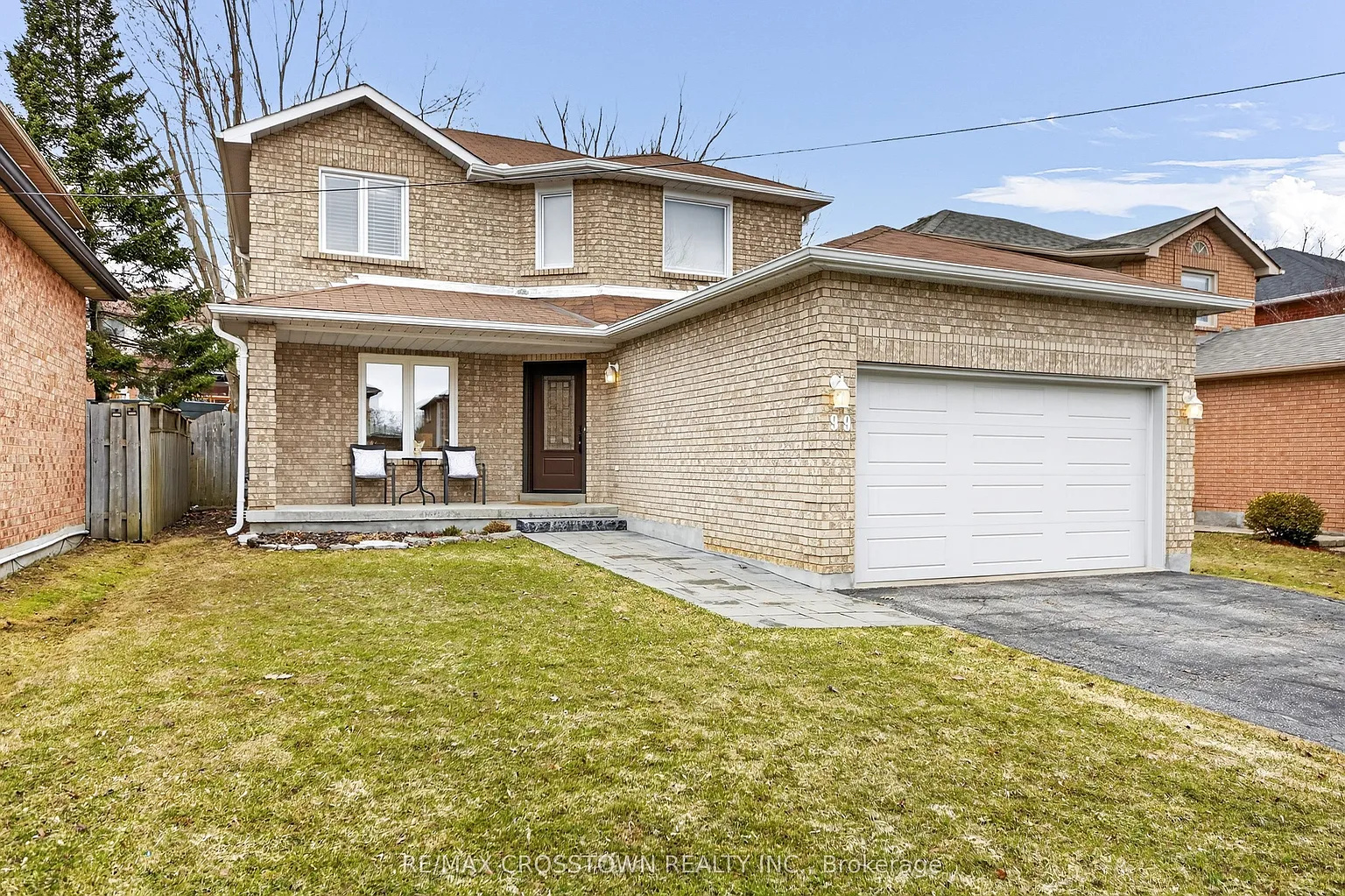 99 Bishop Dr photo 1