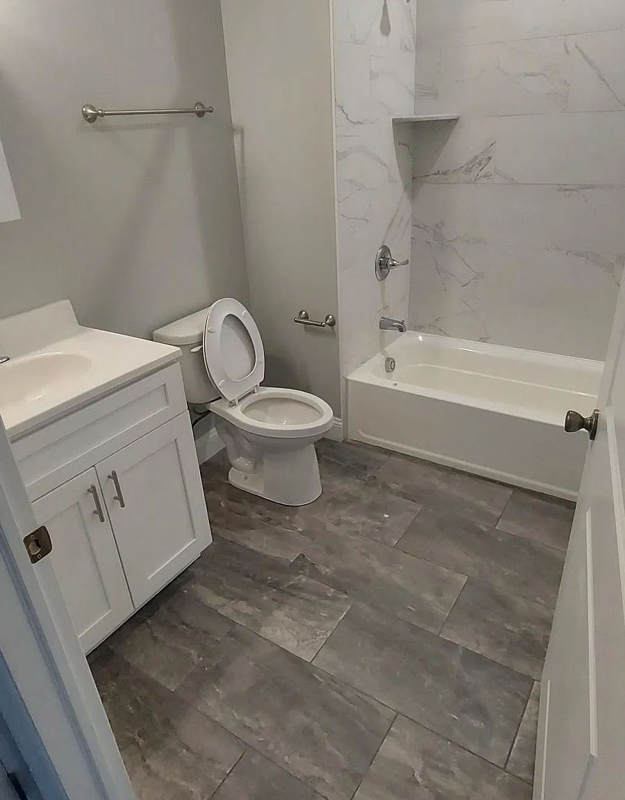 2 bed, $1,900 — Photo 4