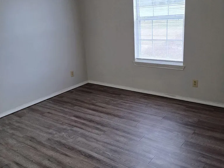 3050 Dodson Branch — Photo 9