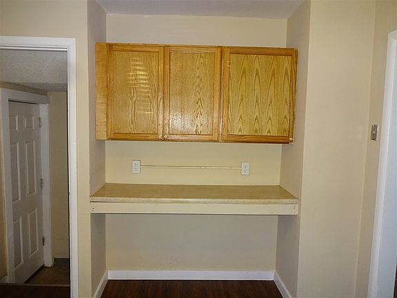 5th image of 408 McLain Ave