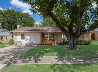 808 Jackson St, Rockwall, TX 75087