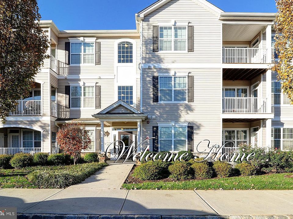 1st image of 426 Timberlake Dr