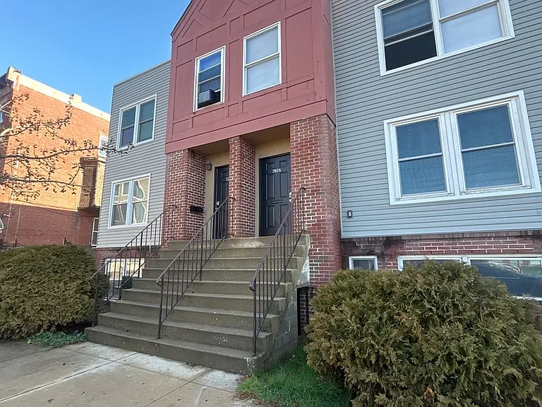 4007-4011 Aspen St — Photo 28