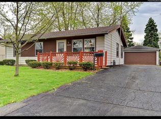 2220 Madonna Ave, Joliet, IL 60436