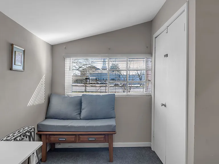 2882 Church St — Photo 10