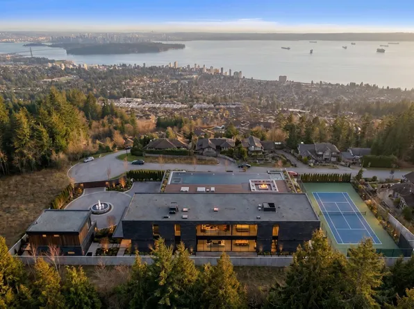 2345 Kadlec Ct, West Vancouver, BC V7S 3K3