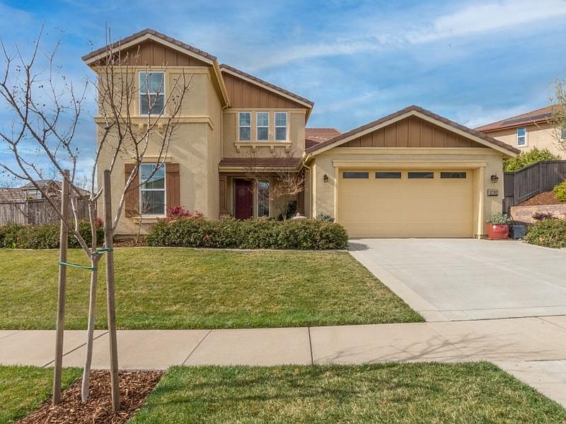 1st image of 5100 Arlington Way