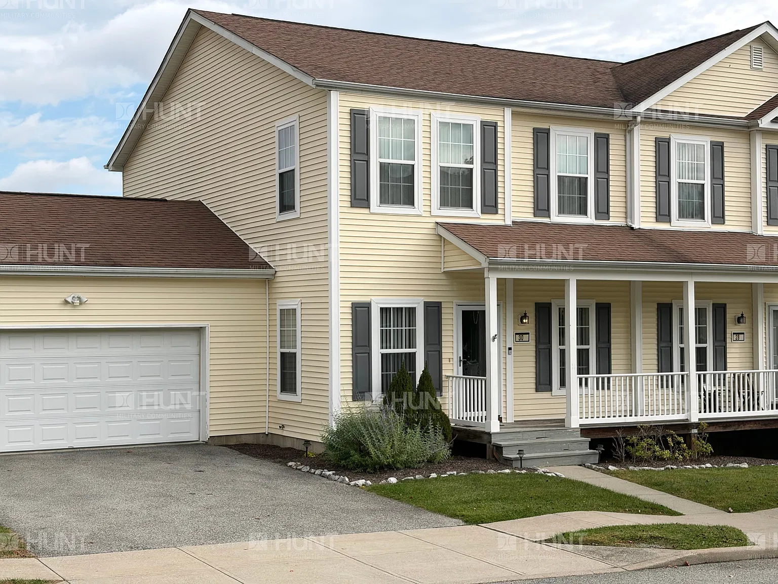 3 bed, 2.5 bath, 1692 sqft, $3,400 — Photo 3