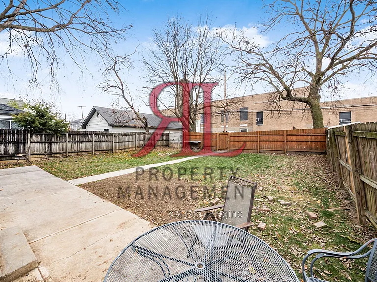 1268 Courtland Ave — Photo 25
