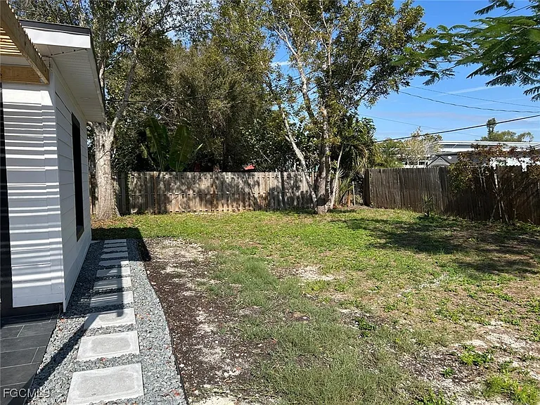 3835 Arlington St — Photo 39