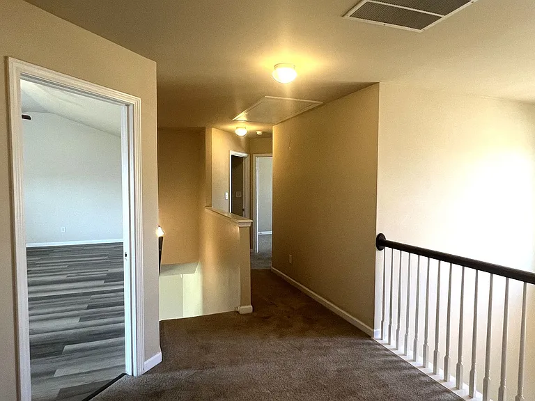 807 Citrona Dr — Photo 32