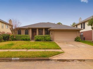 10811 Allens Landing Dr, Houston, TX 77065