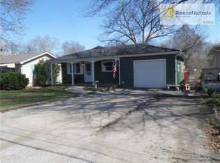 4719 NE Kelsey Rd, Kansas City, MO 64116