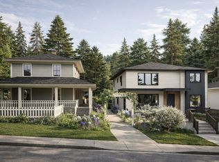 1120 Harold Rd, North Vancouver, BC V7K1G3