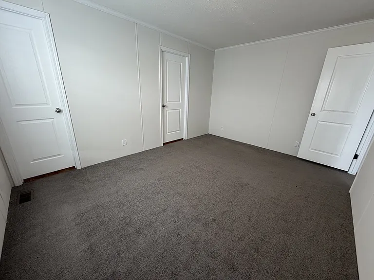 38000 Le Chateau Blvd #455 — Photo 14