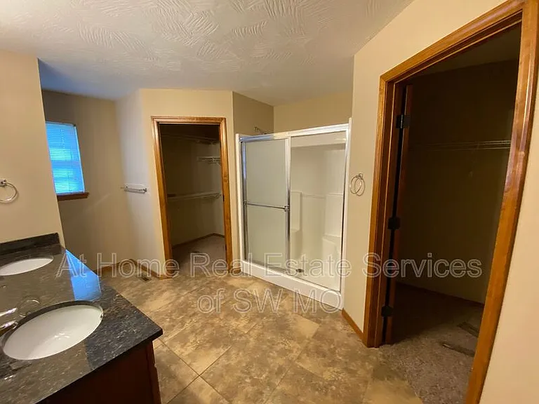 5221 E Blaine St — Photo 9