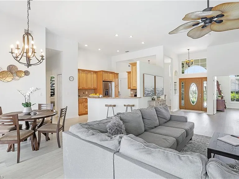 7699 Groves Rd — Photo 8