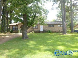 1710 Hampton Rd NW, Huntsville, AL 35816