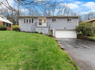 204 Sharon Dr, Pittsburgh, PA