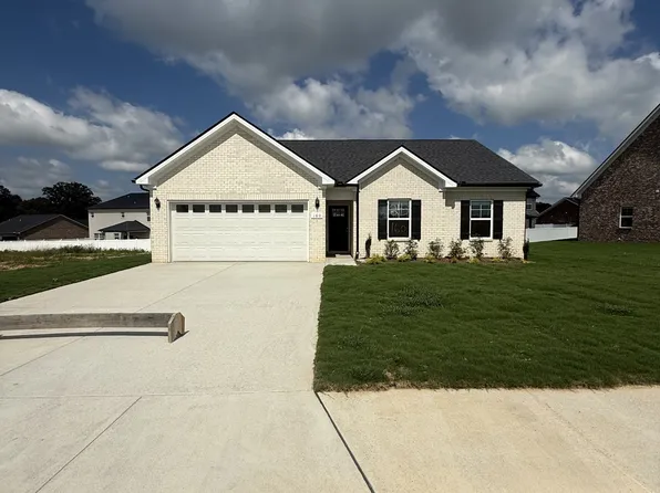 160 Watershed Dr, Ashland City, TN 37015